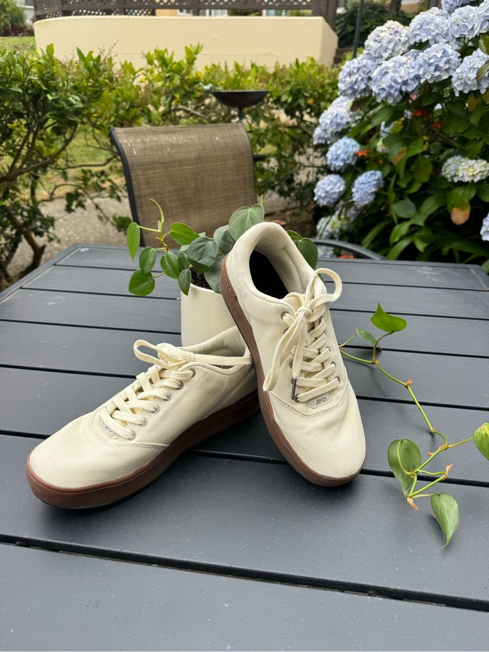 Specialized White Canvas Sneakers with Grippy Soles for Cycling